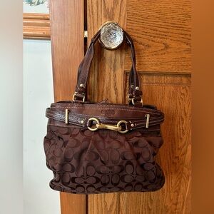 Coach shoulder/hand bag